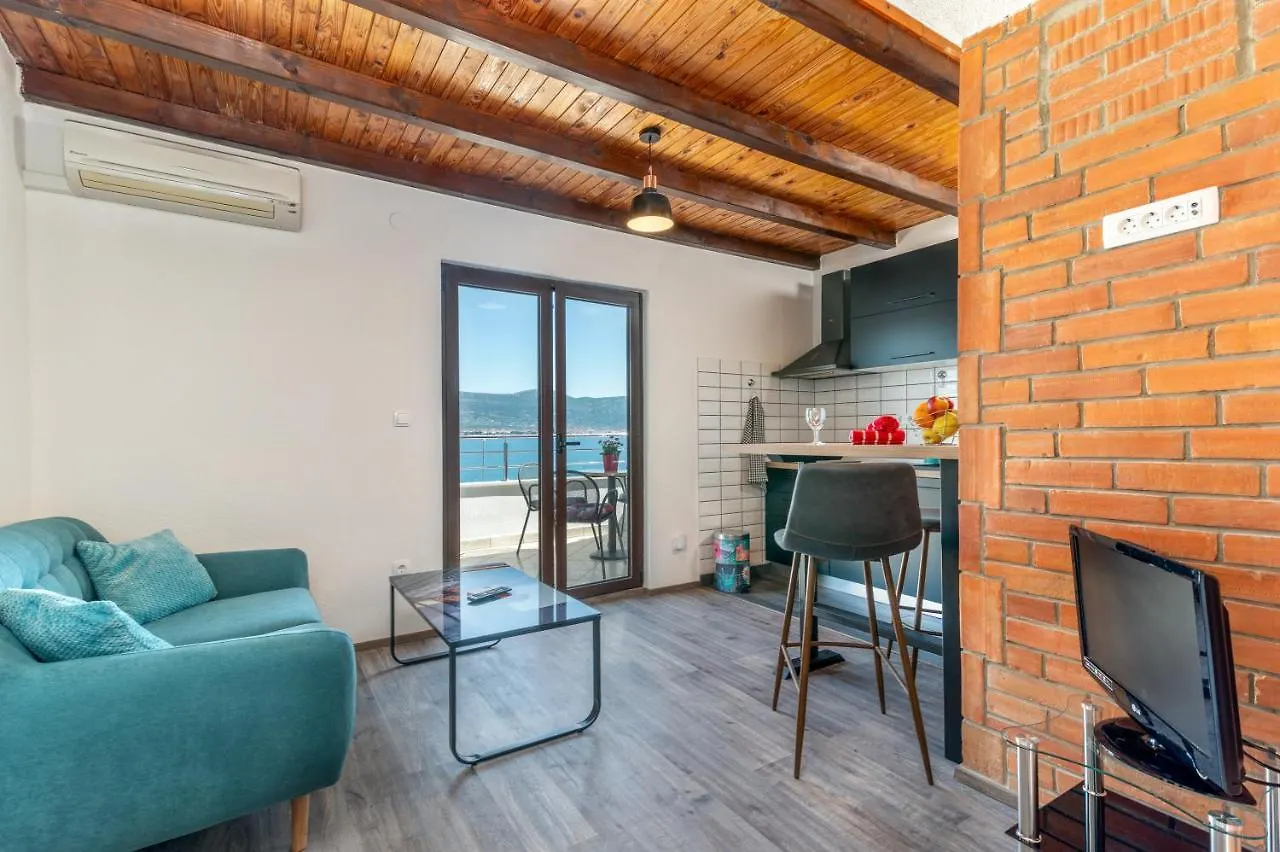 Apartment Batela Trogir 0*,  Croatia